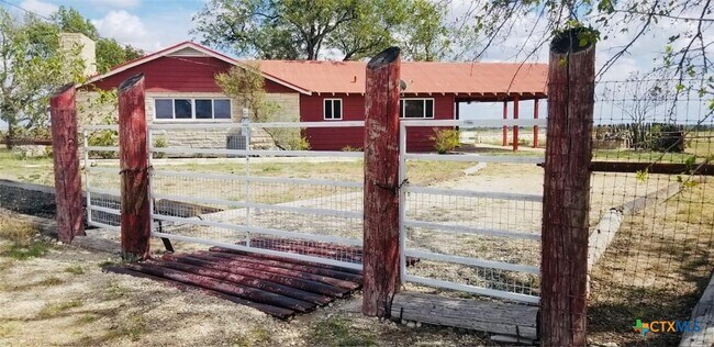 Photo - 12300 FM1105