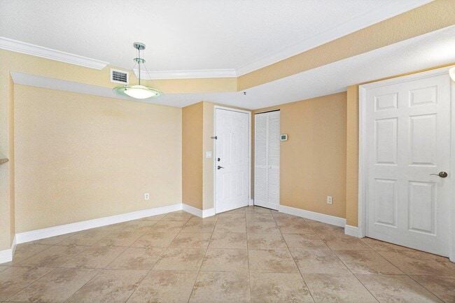 Photo - 135 Yacht Club Way Unit 206