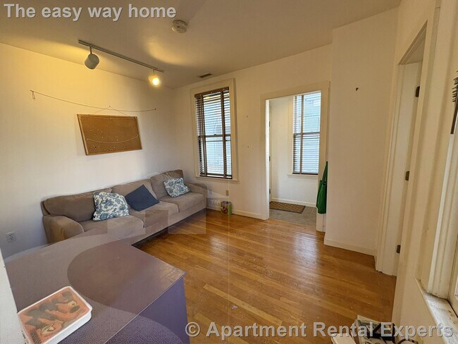 Photo - 339 Broadway Unit 1R