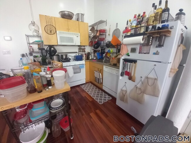 100 Pearl St Unit 4