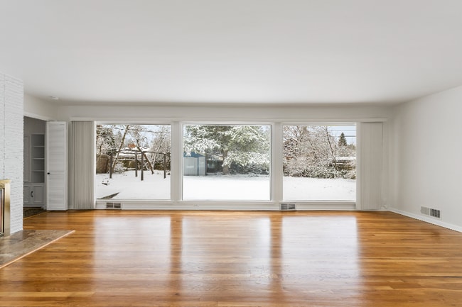 Photo - 3730 S Lamonte St