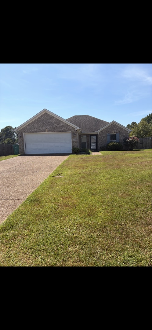 Building Photo - 136 Enfield Cove