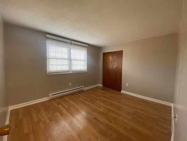 Photo - 16a Mayberry Dr Unit 1