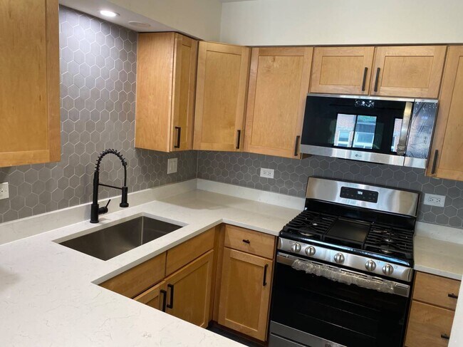 Photo - 1455 W Fullerton Ave Unidad 203