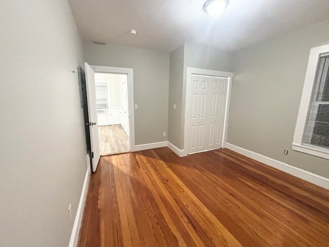 Photo - 18 Perry St Unit 3