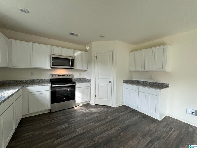 Photo - 155 Orchid Ln