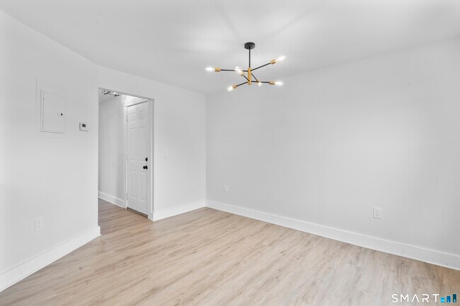 Photo - 30 Anthony St Unidad A