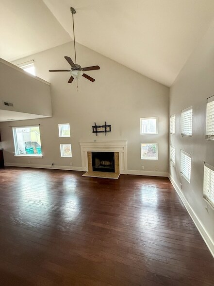 Photo - 3500 Steffisburg Dr Unit 251