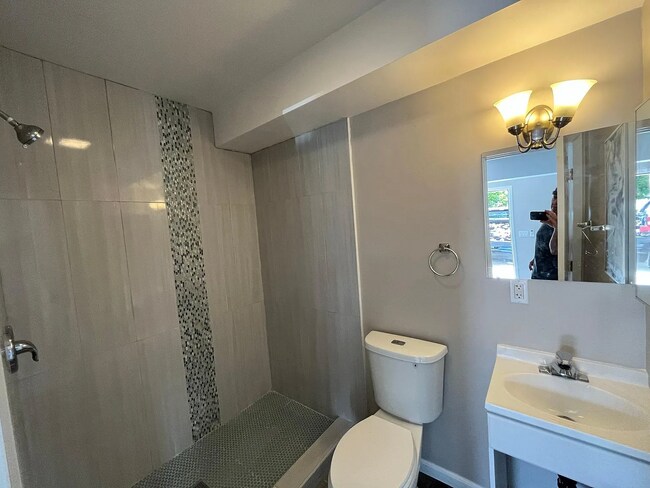 Photo - 3020 Macaulay St Unit 3016