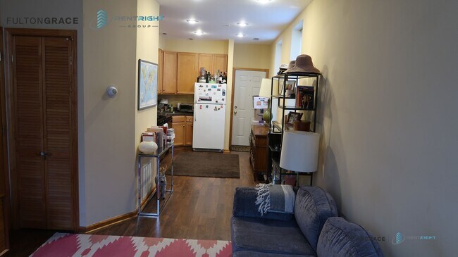 Photo - 1443 N Bosworth Ave