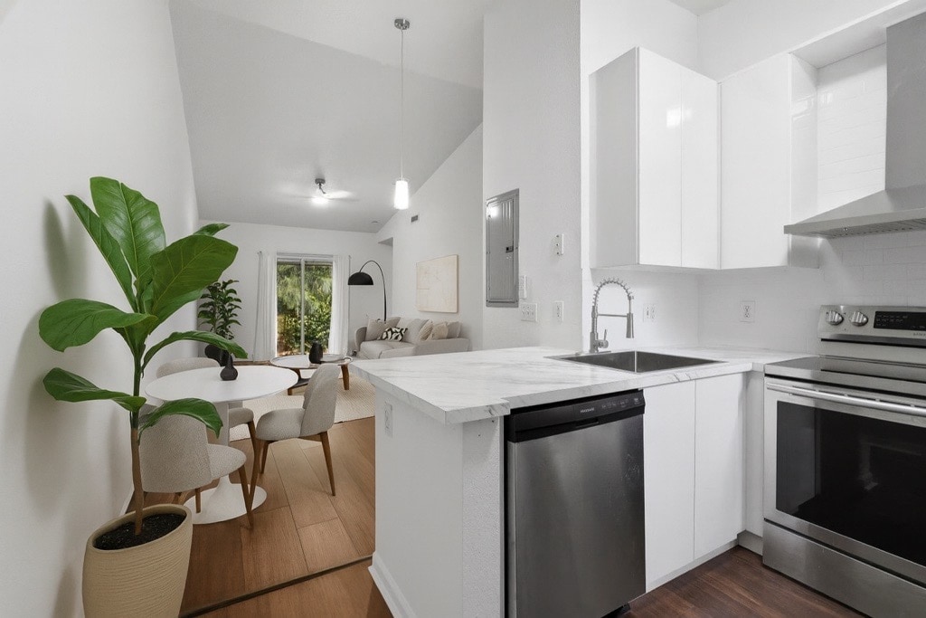 Davie Villas Stirling, LLC - Davie Villas Stirling, LLC