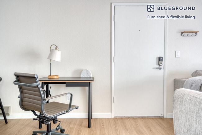 Photo - 2850 Middlefield Rd Unidad FL2-ID1259