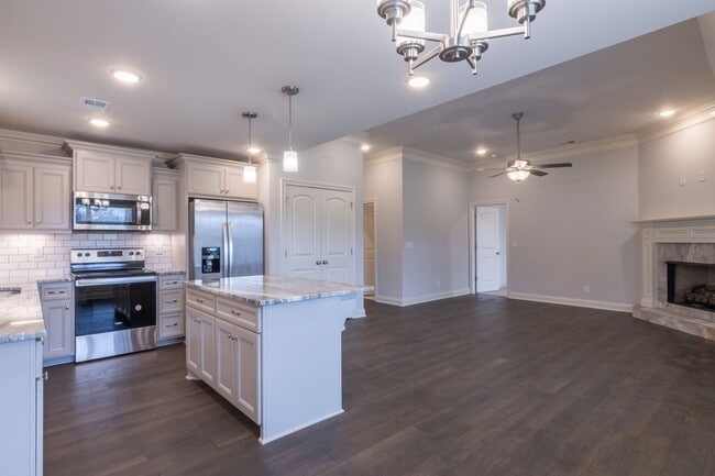 Photo - FOR LEASE - Brand New Construction - 3BR, 2.5BA, 2300sqft (Gallatin)