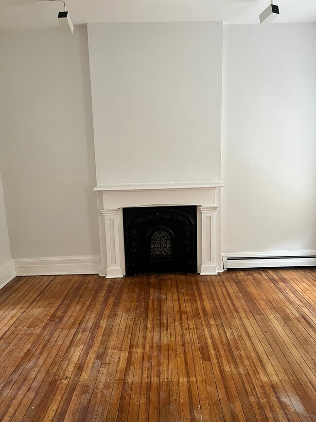 Photo - 301 Hudson Ave Unidad 1