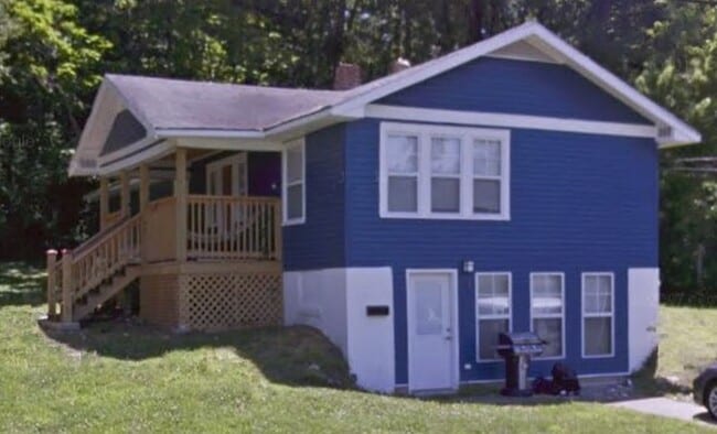 1m to campus, nice porch, firepit, complete renovation - 119 Fyfer Pl Unit 119 Fyfer Place