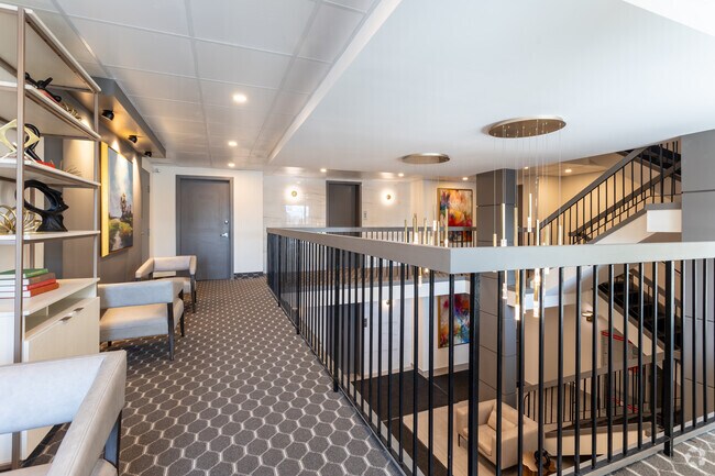 Photo - Redwood Court