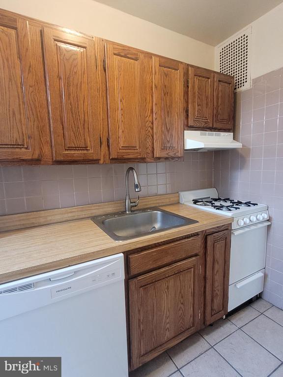 Photo - 2031 Locust St Unit 604