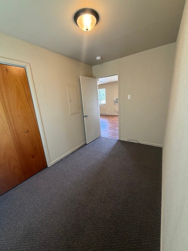 Photo - 25719 W Bridge St