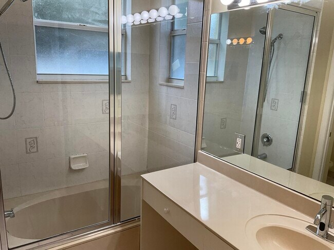 Photo - 6212 Spring Lake Terrace