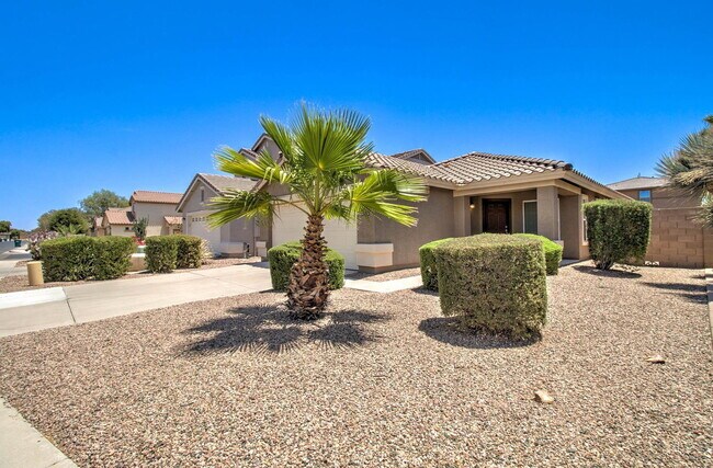 Photo - 41375 W Cahill Dr