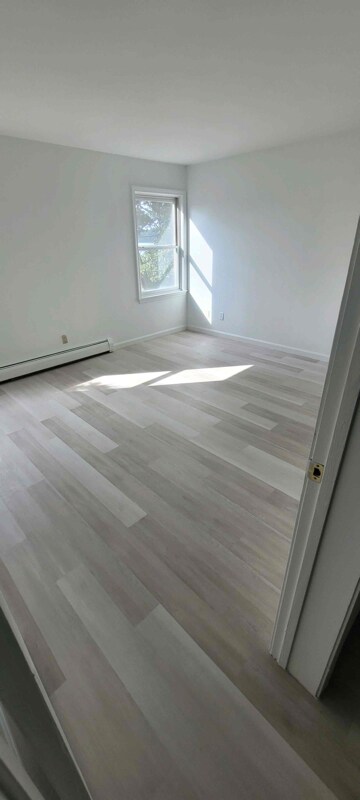 Photo - 10 Lincoln Way