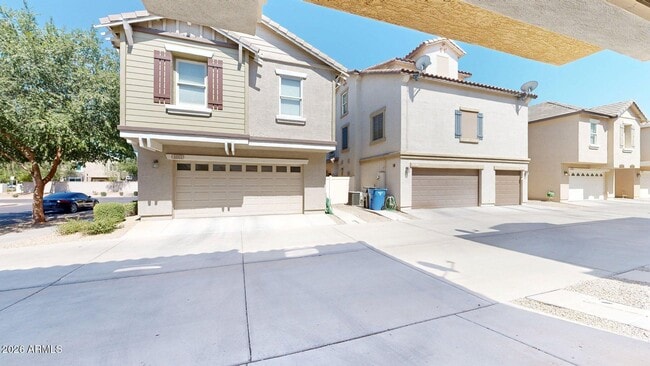 Photo - 4063 E Windsor Dr