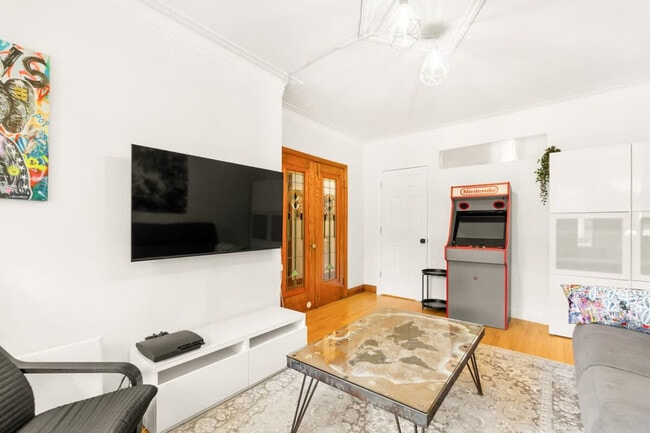 Photo - 6402 10e Avenue-SI FL2-ID1543133P Unit SI FL2-ID1543133P