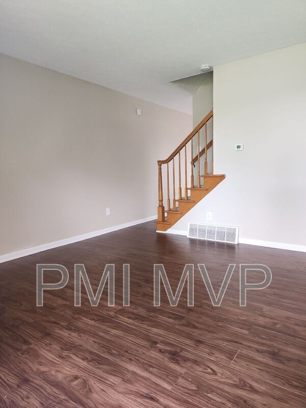 Photo - 4891 Nugent Dr