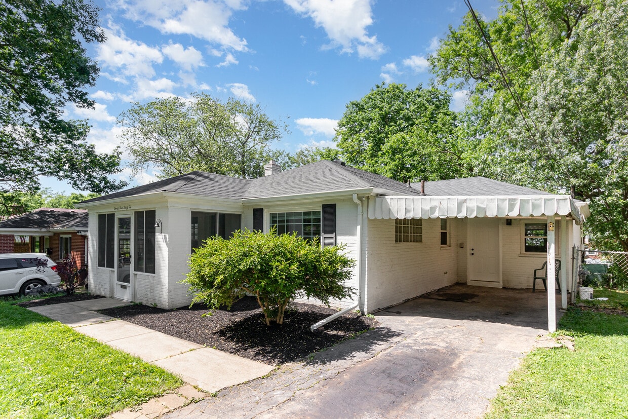 Photo - 2432 Ardmore Ave (Cincinnati, OH)
