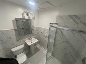 Photo - 2415 W 10th St