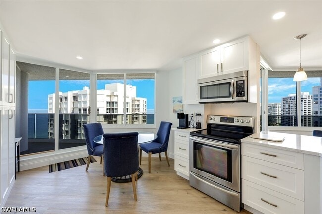 Photo - 4041 Gulf Shore Blvd N Unidad 1505