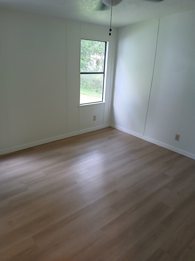 Photo - 18709 16th Ave