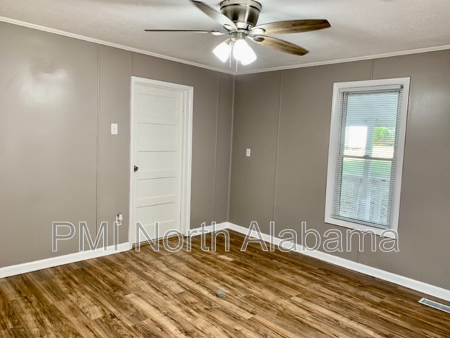 Photo - 1218 Stevens Ave NE