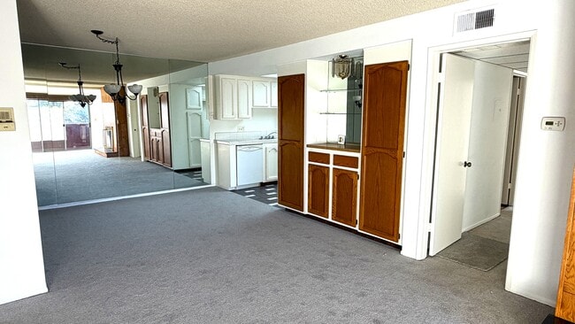 Photo - 2805 E 3rd St Unit 10