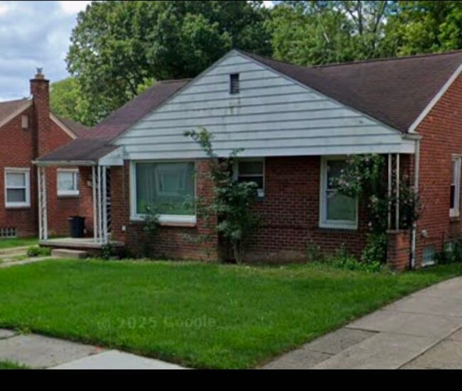 Building Photo - 14445 Bramell St