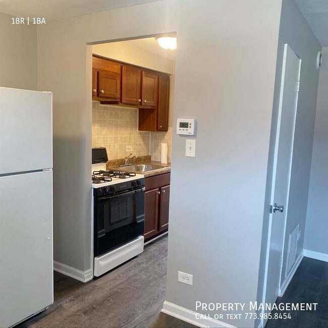 Photo - 8850 S Saginaw Ave Unidad 6