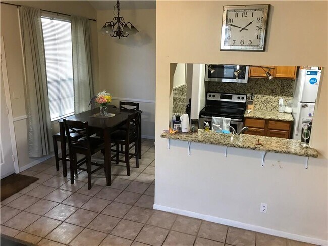 Photo - 2300 Leon St Unit 202