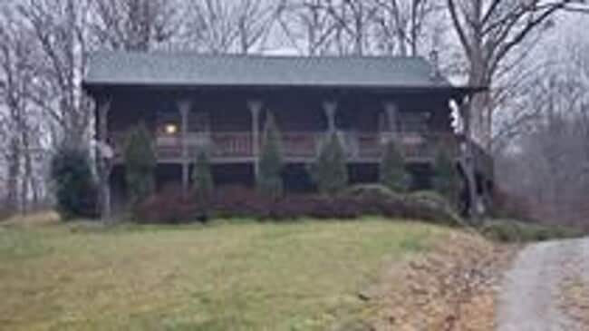 Building Photo - Gorgeous Log Home in Hurricane