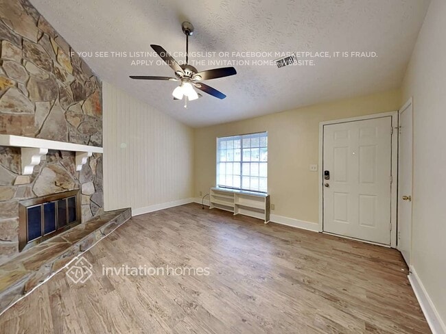 Photo - 1009 Monopoly Dr