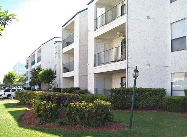 Photo - 2824 S Bartell Dr Condo Unit 22