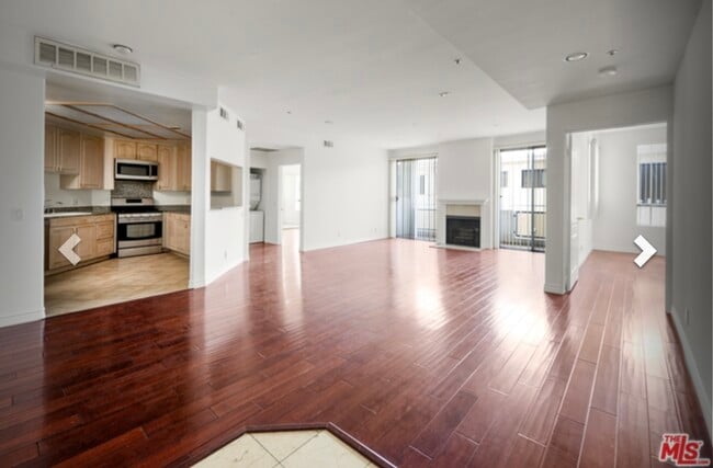 Photo - 8349 Blackburn Ave Unit 102