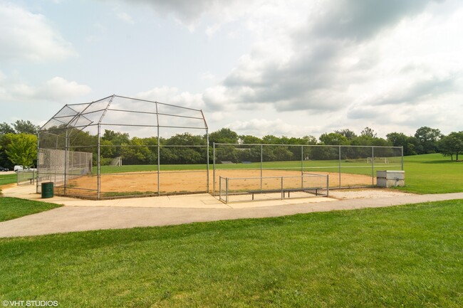 Photo - 579 Morningside Dr Unit 7