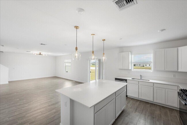 Photo - 6354 Windwood Wy