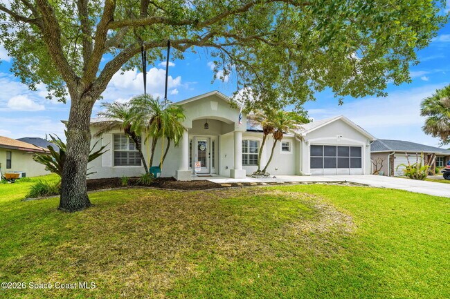 Photo - 831 Koln Ct NW