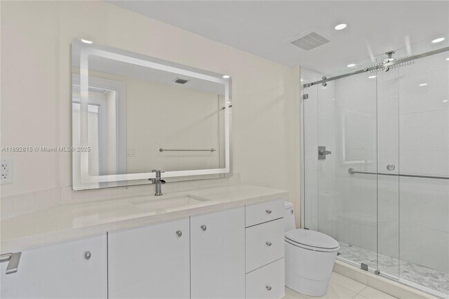 Photo - 9055 SW 73rd Ct Unidad 1502