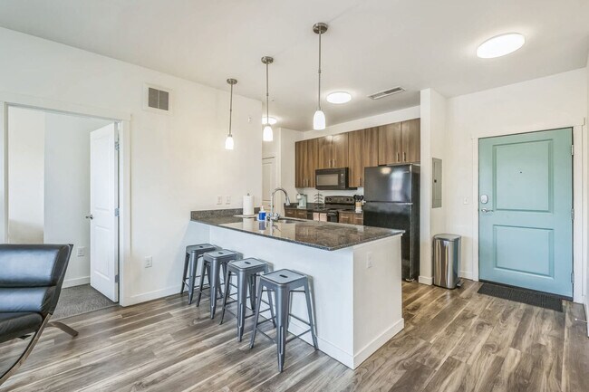 Photo - 305 E Front St Unit ID1261711P