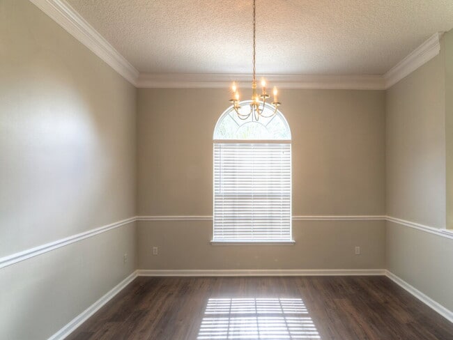 Photo - 233 Bell Branch Ln