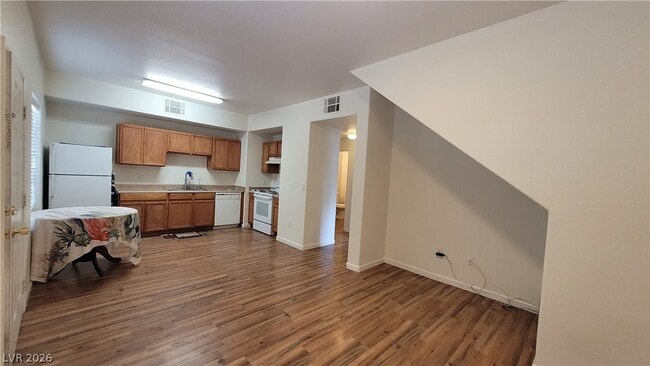 Photo - 2151 Hussium Hills St Unit 104