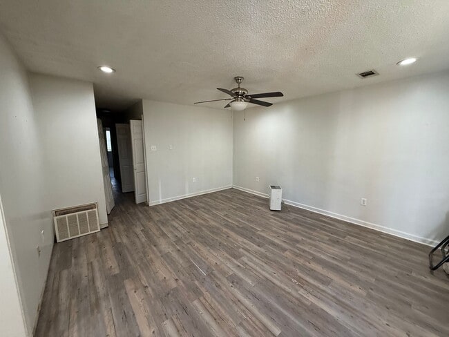 Photo - 1618 W Matthews Ave Unit A