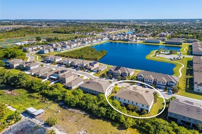 Photo - 621 Royal Empress Dr